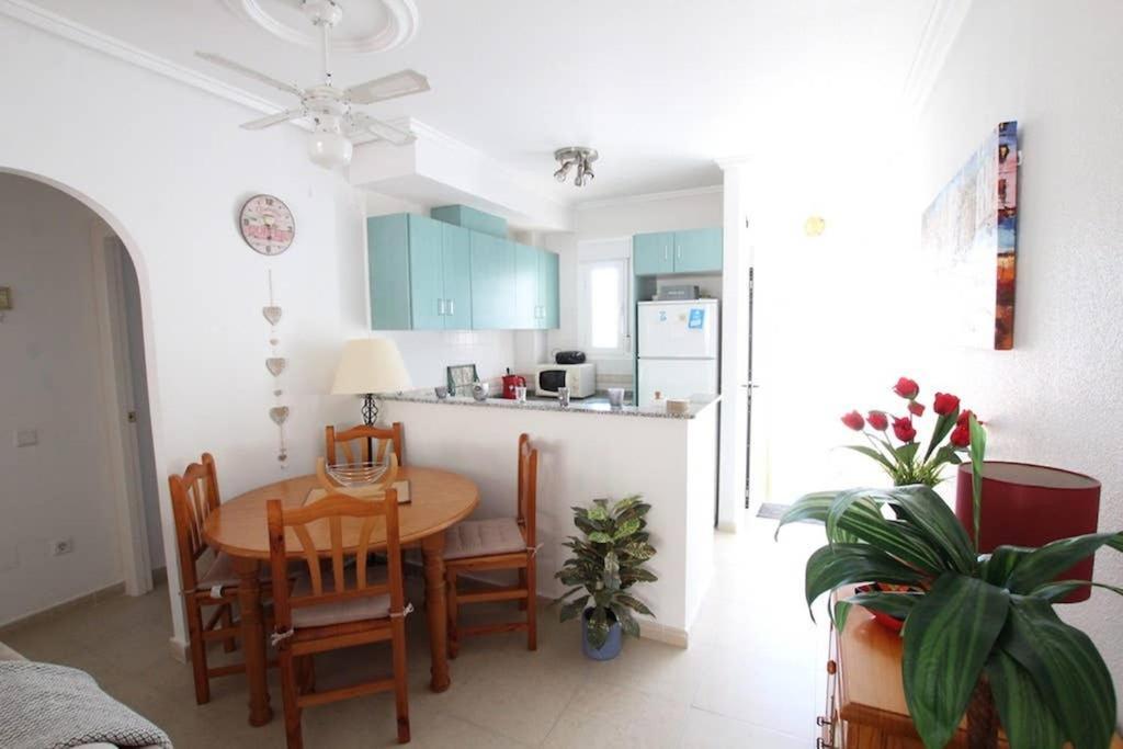 Lovely 2 Bedroom Apartment In Rojales Near Marquesa Golf Ciudad Quesada Esterno foto